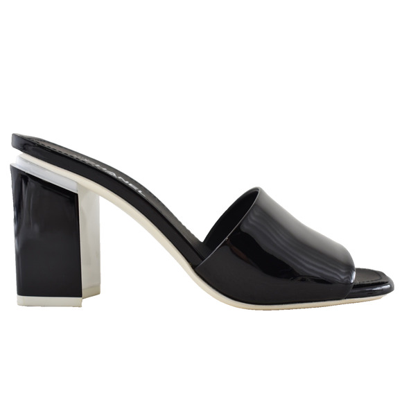 Chanel 22C Black Patent Calf White CC Logo Mule Slide Block Heel Sandal 36.5 - Picture 1 of 12